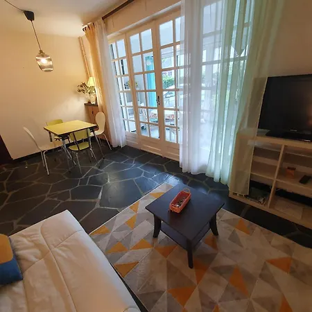 Διαμέρισμα T2bis 4-6p Spacieux, Local Velo Prive, Veranda *