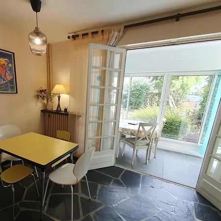 Appartement T3 Centre Lary - Calme, Lumineux, Veranda, Local Velo Et Parking